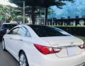 Hyundai Sonata 2010 - Cần bán gấp Hyundai Sonata đời 2010, màu trắng giá cạnh tranh