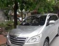 Toyota Innova 2015 - Bán ô tô Toyota Innova 2015, màu bạc số sàn, 595 triệu