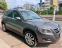 Volkswagen Tiguan 2.0 tfsi 2008 - Cần bán Volkswagen Tiguan 2.0 tfsi sản xuất 2008, màu xám, nhập khẩu