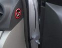 Toyota Vios E 2012 - Cần bán Toyota Vios E sản xuất 2012, màu bạc chính chủ, giá 330 triệu