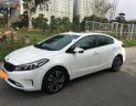 Kia Cerato 2017 - Cần bán lại xe Kia Cerato sản xuất năm 2017, màu trắng