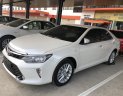 Toyota Camry 2.0E AT 2018 - Bán ô tô Toyota Camry 2.0E AT model 2019, màu trắng