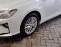 Toyota Camry 2.0E 2018 - Đi nước ngoài bán Camry 2.0, màu trắng, Đk 4/2018, số tự động