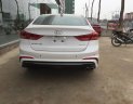 Hyundai Elantra 2018 - Bán xe Hyundai Elantra 2018 khuyến mại rẻ giật mình