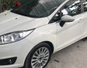 Ford Fiesta 1.5 AT Titanium 2017 - Cần bán gấp Ford Fiesta 1.5 AT Titanium sản xuất năm 2017, màu trắng như mới