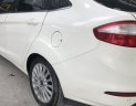 Ford Fiesta 1.5 AT Titanium 2017 - Cần bán gấp Ford Fiesta 1.5 AT Titanium sản xuất năm 2017, màu trắng như mới