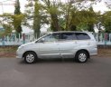 Toyota Innova 2.0G 2011 - Cần bán lại xe Toyota Innova 2.0G năm 2011, màu bạc xe gia đình, giá 438tr