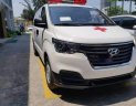 Hyundai Starex   2018 - Cần bán Hyundai Starex sản xuất 2018, màu trắng