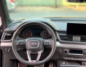 Audi Q5 2.0TFSi Sport Sline 2017 - Bán Audi Q5 2.0TFSi Sport Sline ĐKLĐ 02/2018, full options chưa hết rodai