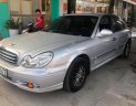 Hyundai Sonata 2.0 MT 2003 - Cần bán xe Hyundai Sonata 2.0 MT sản xuất 2003, màu bạc, nhập khẩu 