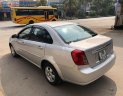 Chevrolet Lacetti 1.6 MT 2011 - Cần bán gấp Chevrolet Lacetti 1.6 MT năm 2011, màu bạc, giá chỉ 255 triệu