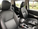 Nissan Navara E 2.5MT 2017 - Gia đình bán Nissan Navara E 2017, màu xám, nhập khẩu, mới 99%
