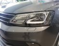 Volkswagen Jetta 2016 - Cần bán xe Volkswagen Jetta sản xuất 2016, màu xám, nhập khẩu, 899 triệu