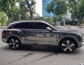 Bentley Bentayga First Edition 2016 - Bentley Bentayga First Edition, model 2016, màu bạc, nhập khẩu nguyên chiếc