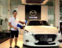 Mazda 3  2.0 Facelift   2017 - Bán xe Mazda 3 2.0 Facelift năm 2017, màu trắng chính chủ, giá 710tr