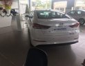 Hyundai Elantra  1.6 AT  2018 - Bán ô tô Hyundai Elantra 1.6 AT năm sản xuất 2018, 200tr