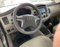 Toyota Innova 2015 - Cần bán xe Toyota Innova năm sản xuất 2015, màu bạc