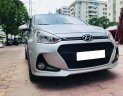 Hyundai Grand i10   AT 2017 - Cần bán xe Grand I10 phom mới, sx 2017, số tự động, màu bạc full
