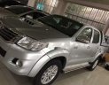 Toyota Hilux 2012 - Cần bán lại xe Toyota Hilux đời 2012, màu bạc, 490tr