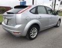 Ford Focus 1.8 2010 - Bán Ford Focus 1.8 năm 2010, màu bạc số tự động giá cạnh tranh