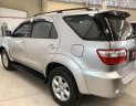 Toyota Fortuner V 4x4 2011 - Bán Toyota Fortuner V 4x4 sản xuất năm 2011, màu bạc, giá hấp dẫn