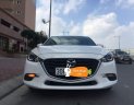 Mazda 3   1.5AT   2018 - Bán gấp xe Mazda 3 1.5AT đời 2018, màu trắng như mới, giá tốt
