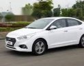 Hyundai Accent   2018 - Bán ô tô Hyundai Accent model 2019, màu trắng, giá tốt