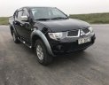 Mitsubishi Triton 2011 - Nhà mình cần bán chiếc xe Mitsubishi Triton 2011, màu đen