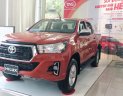 Toyota Hilux 2018 - Bán ô tô Toyota Hilux đời 2018, màu cam, nhập khẩu, xe giao ngay, giá tốt nhất miền Nam