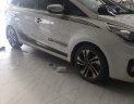 Kia Rondo   2017 - Bán xe Kia Rondo năm 2017, màu trắng, xe rất thơm tho sạch sẽ