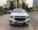 Chevrolet Cruze   LT 2017 - Bán ô tô Chevrolet Cruze LT 11/2017, màu trắng, giá tốt