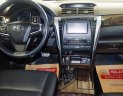 Toyota Camry  2.5Q  2015 - Bán xe Camry 2.5Q SX 2015, giảm giá sâu 30tr cho KH thiện chí