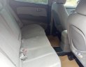 Hyundai Avante 1.6MT 2012 - Gia đình cần bán xe Hyundai Avante 1.6 số sàn 2012, màu trắng, biển tỉnh