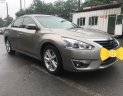 Nissan Teana 2013 - Bán ô tô Nissan Teana đời 2013 màu vàng, giá tốt, xe nhập