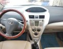 Toyota Vios E 2010 - Bán Toyota Vios E sản xuất năm 2010, màu bạc còn mới giá cạnh tranh