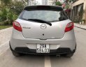 Mazda 2   2012 - Cần bán Mazda 2 2012, màu bạc xe gia đình