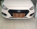 Hyundai Accent 2018 - Cần bán lại xe Hyundai Accent đời 2018, màu trắng còn mới