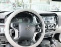 Mitsubishi Triton 2017 - Bán Mitsubishi Triton năm 2017, màu bạc, nhập khẩu