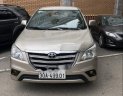 Toyota Innova   2015 - Bán ô tô Toyota Innova 2015, màu vàng số sàn, giá tốt