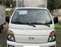 Hyundai H 100 2016 - Bán xe Hyundai H100, 1 tấn, máy cơ, SX 2016, ĐK 2/2017, màu trắng, thùng kín