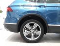 Volkswagen Tiguan 2018 - Xe 7 chỗ gầm cao của Đức, bao ngon, đủ màu cực đẹp, có xe giao ngay, bao bank 85%, lãi cực thấp