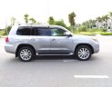 Lexus LX 570 2009 - Lexus LX 570 model 2009, màu bạc, xe nhập còn rất mới, toàn bộ zin theo xe, 2 tỷ 470 triệu