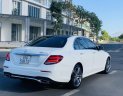 Mercedes-Benz E class E300 2017 - Cần bán Mercedes-Benz E300 class, đăng ký lần đầu 2017, màu trắng nhập từ Nhật