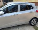 Hyundai Grand i10   1.0 MT Base 2016 - Cần bán lại xe Hyundai Grand i10 1.0 MT Base sản xuất năm 2016, màu bạc, nhập khẩu số sàn