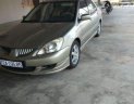 Mitsubishi Lancer Gala 2.0 2005 - Bán ô tô Mitsubishi Lancer Gala 2.0 năm 2005, màu vàng, xe nhập, 275 triệu