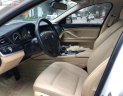 BMW 5 Series 520 2014 - Cần bán BMW 5 Series 520 sản xuất 2014, màu trắng 