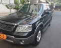 Ford Escape 2004 - Bán Ford Escape năm 2004, màu đen xe gia đình, giá tốt