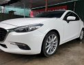 Mazda 3 2.0 2018 - Cần bán Mazda 3 2.0 đời 2018, màu trắng, 745tr