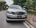 Toyota Fortuner 2.7L AT 2013 - Cần bán Fortuner V, số tự động, 1 cầu, màu bạc, sản xuất T10/2013, 1 chủ từ đầu, biển Hà Nội