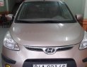 Hyundai i10 2010 - Cần bán Hyundai i10 năm sản xuất 2010, màu vàng cát